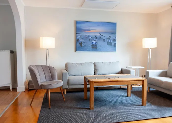 Seebrise Apartments